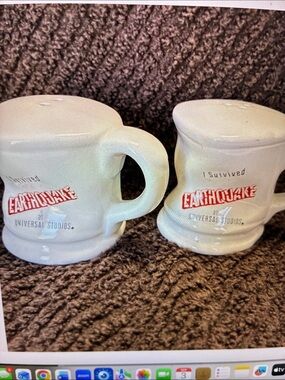 Vintage Universal Studios Earthquake ride White Ceramic Salt & Pepper Shakers
